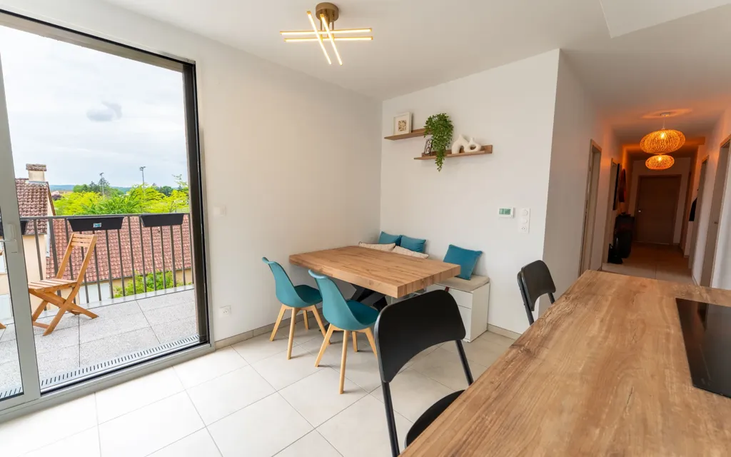 Salle à manger - Appartement récent avec terrasse à Thionville