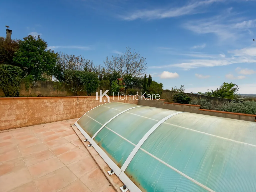 Terrasse - Maison avec Piscine et Vue Pyrénées à Vénérque