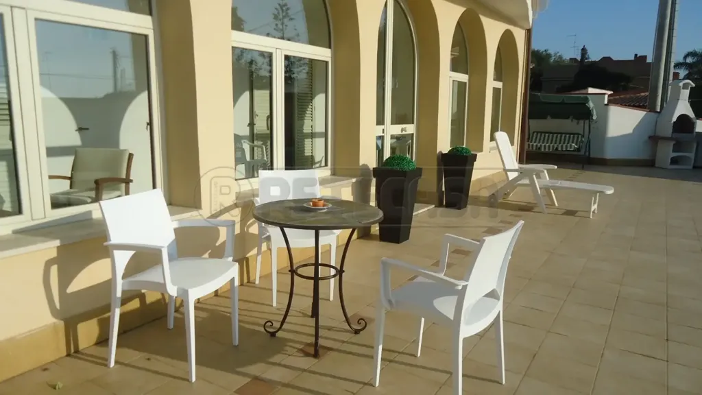 Terrace - Rustic Villa with Pool in Siracusa