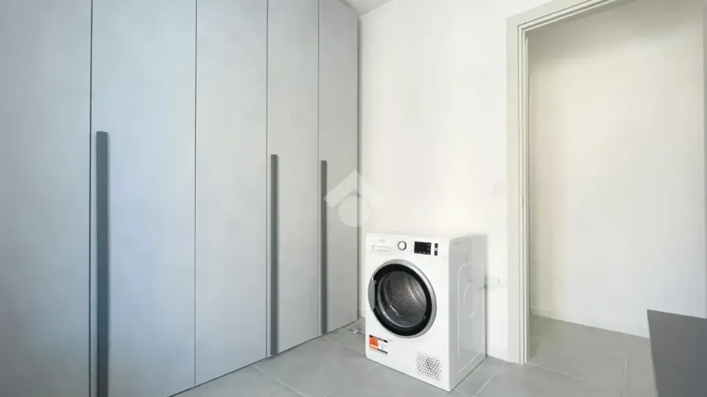 Pesuköök - Modern Apartment with Balcony in Central Vasto