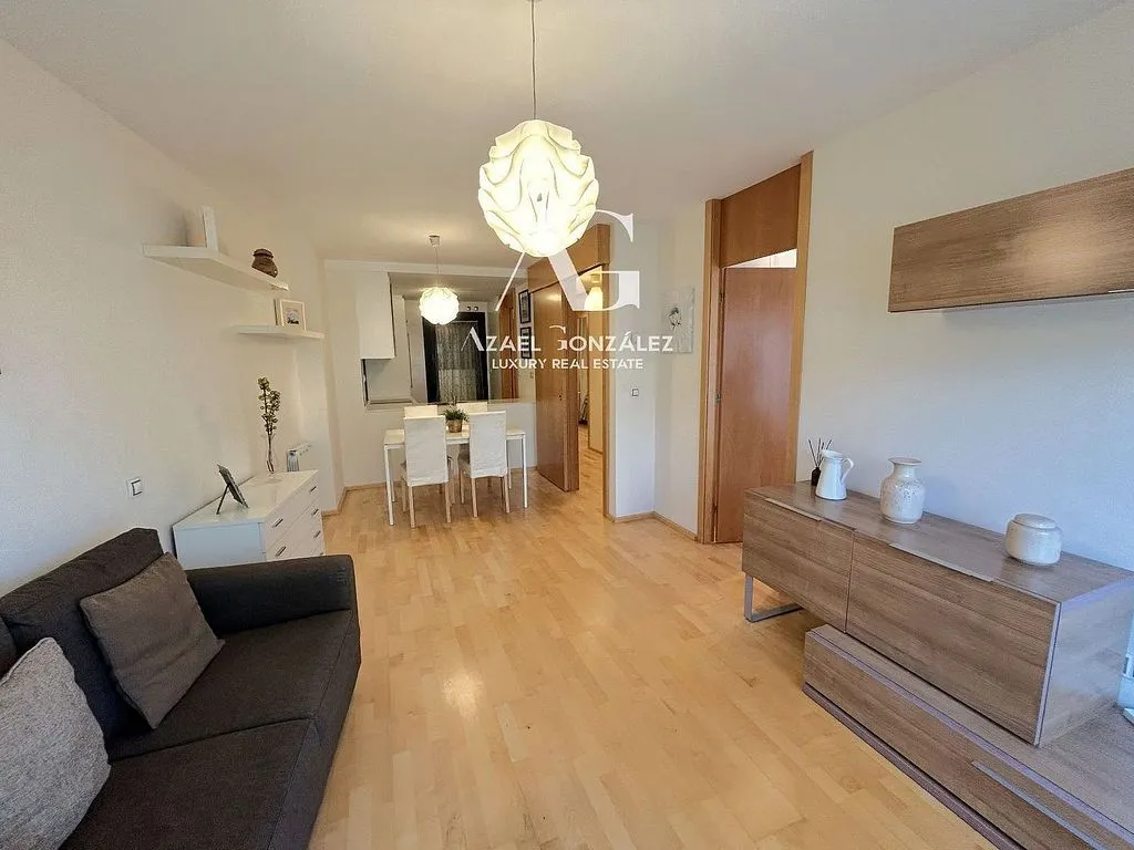 Elutuba - Charming Flat with Patio in Torrelavega Centre