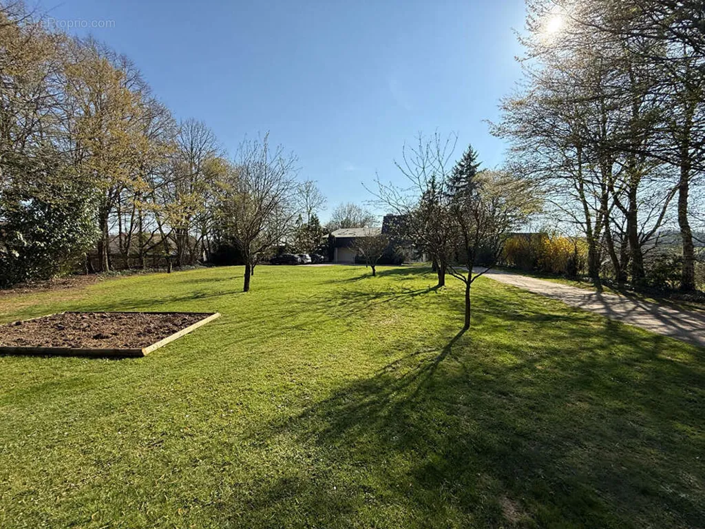 Jardin - Maison d'Architecte avec Parc à Sées