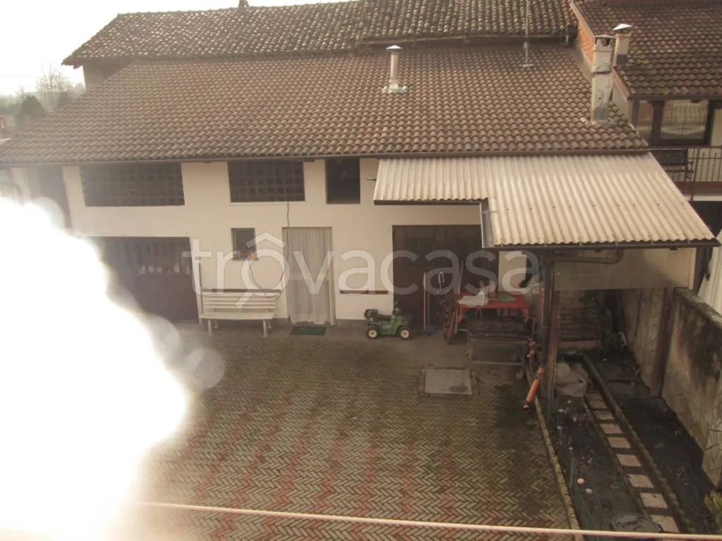 Õhuvaade - Rustic Villa with Private Garden in Villafranca Piemonte