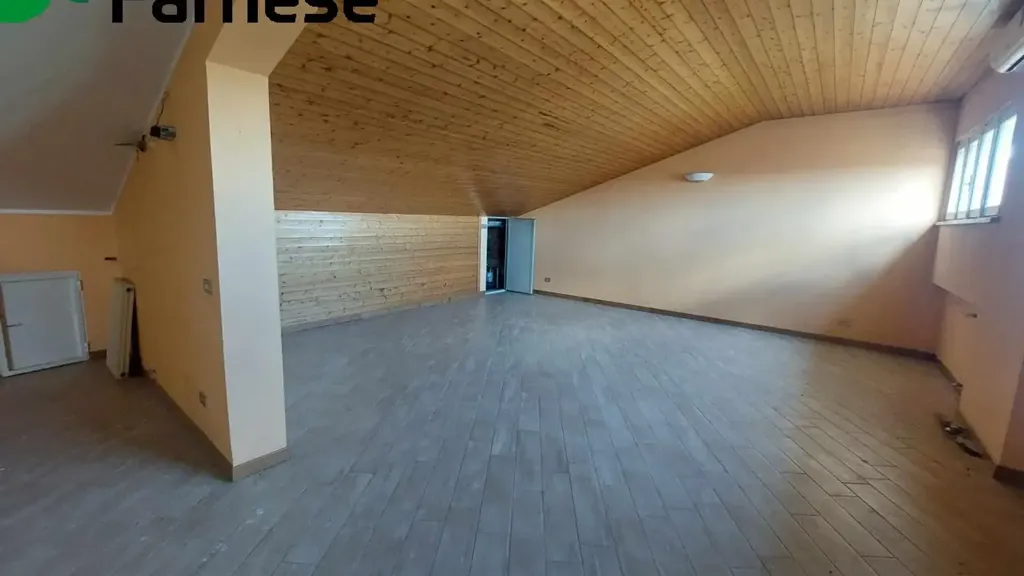 Pièces - Multi-Level Apartment near Stadio, Piacenza