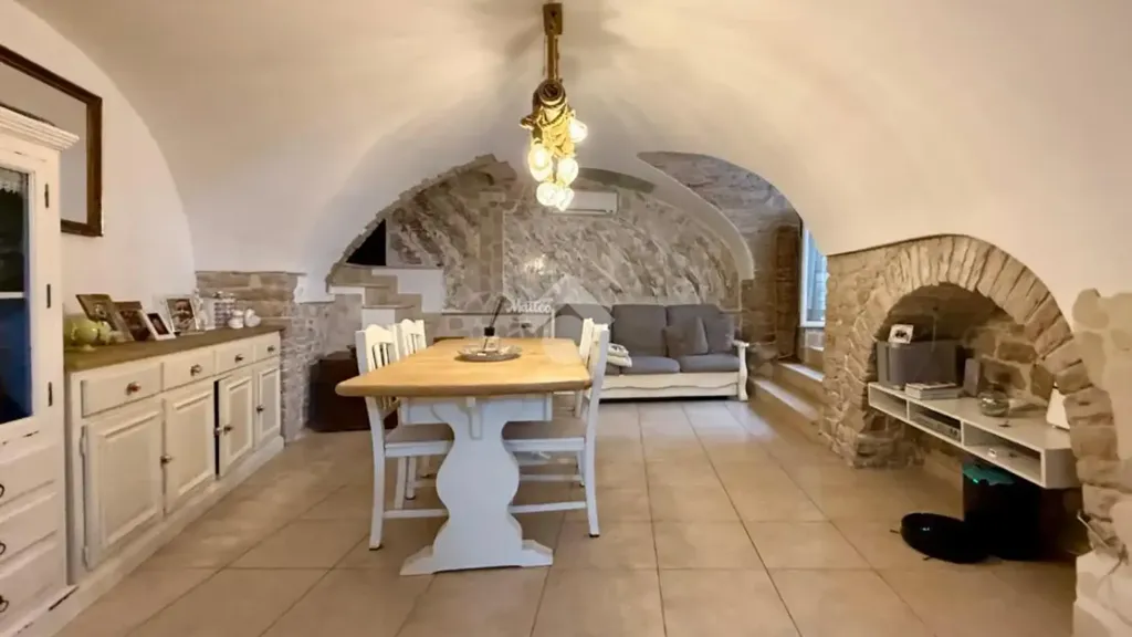 Köök - Characterful 3-Bedroom in Bitonto's Historic Centre
