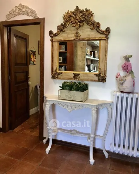 Esik - Semi-Independent Villa with Garden in Ancona