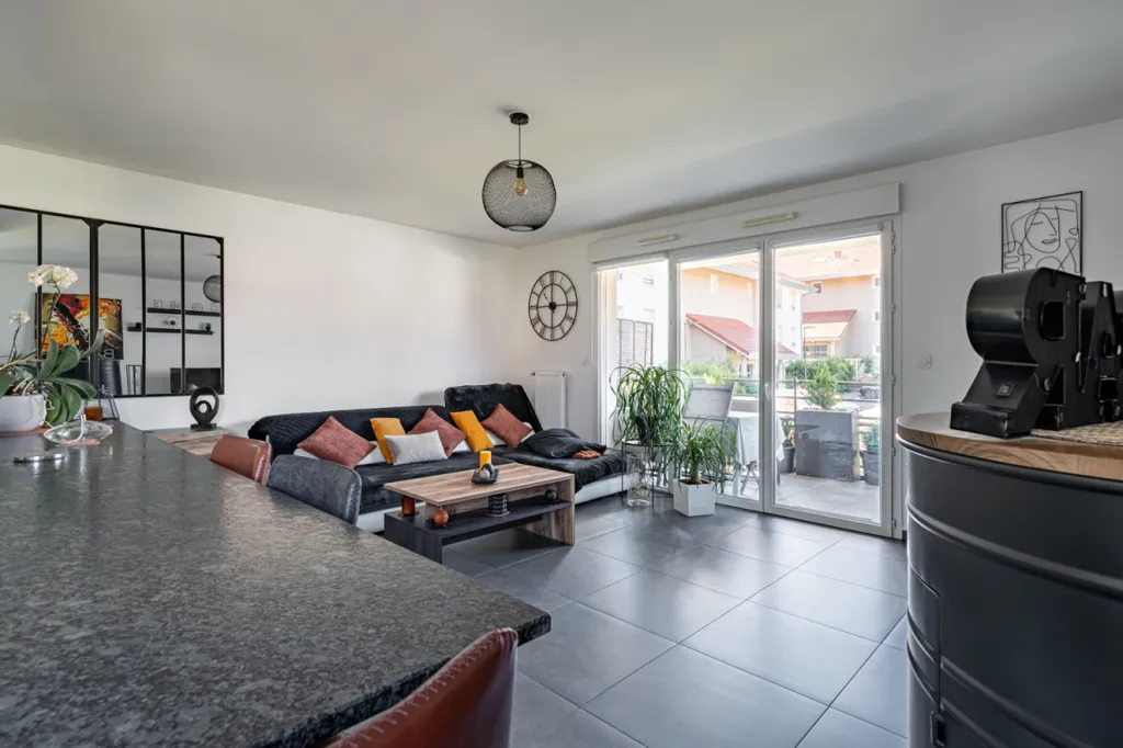 Köök - Apartment with Terrace in Poisy