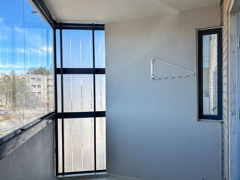 Rõdu - Spacious Flat with Balcony in Länsimäki, Vantaa