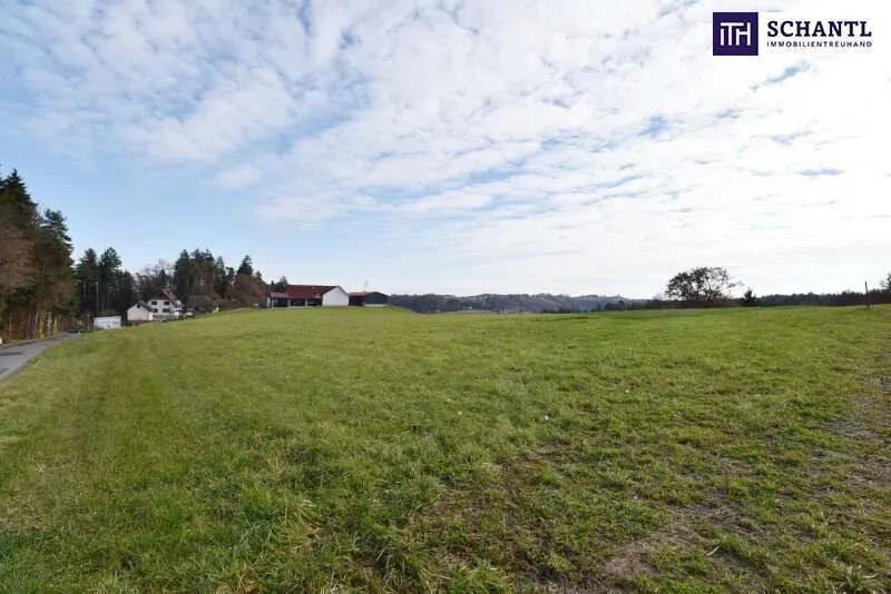 Aed - Sunny Plot with Panoramic Views near Lannach