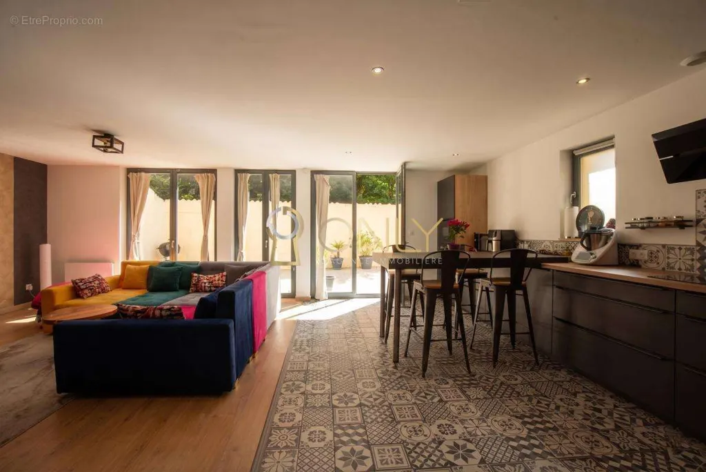 living_room