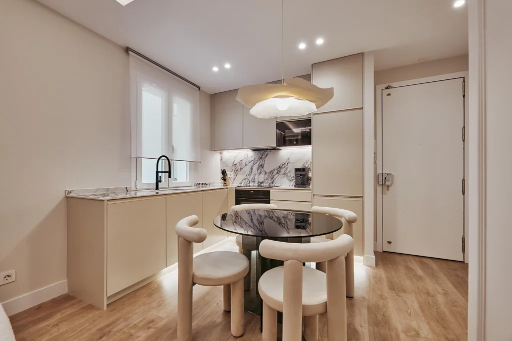 Cuisine - Contemporary Flat in Salamanca, Madrid