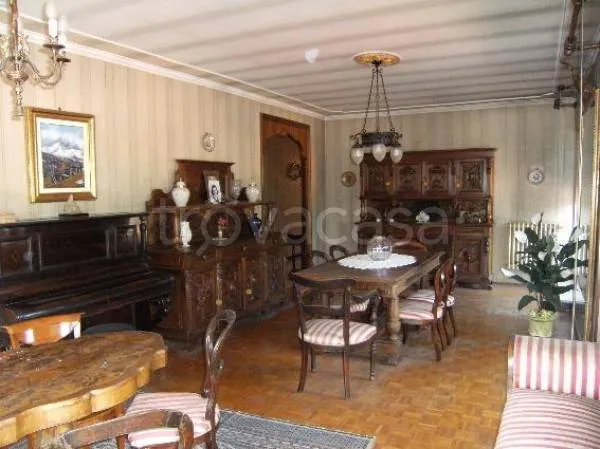 Salle à manger - Apartment with Panoramic Views in Cortemilia