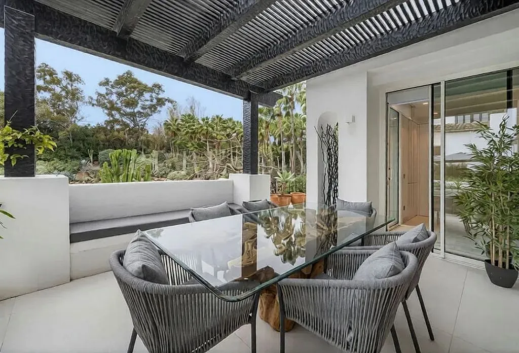 Terrass - Duplex with Pool in Marbella's Golden Mile