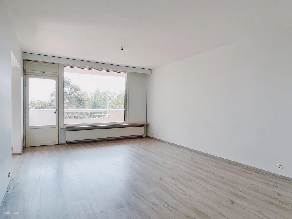 Pièces - Apartment with Pool in Mellunmäki, Helsinki