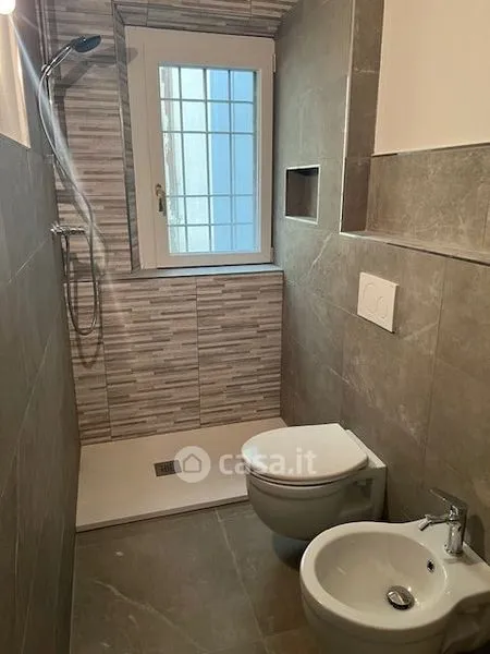 Salles de bain - Arched Apartment in Historic Centre, Modena
