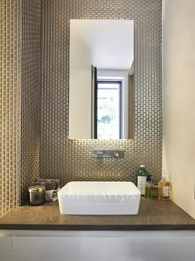 Salles de bain - Villa Contemporaine avec Vue Panoramique à Antibes
