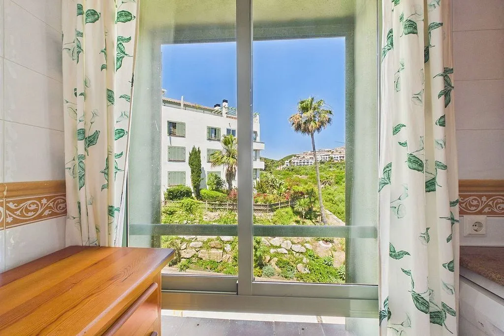 Balcon - Apartment with Pool and Terrace in La Alcaidesa