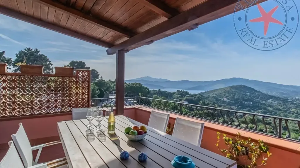 Terrasse - Terraced Villa with Panoramic View in Capoliveri