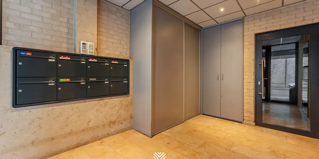 Esik - Compact Apartment with Central Location in Halen