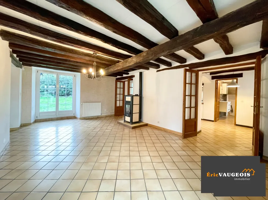 Séjour - Maison Briarde avec Jardin à Mauperthuis