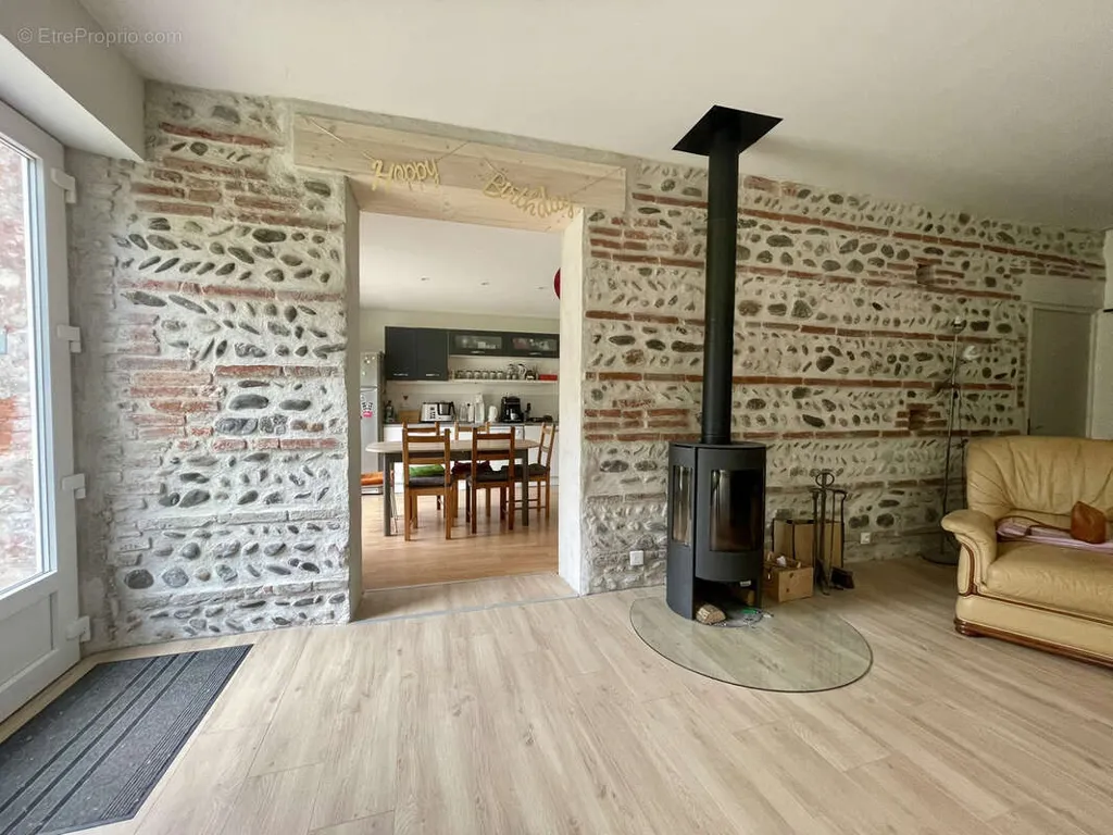 Séjour - Duplex Jardin avec Garage à Toulouse