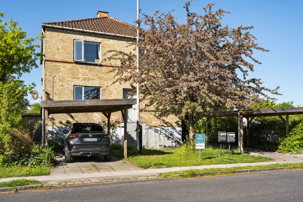 Välivaade - 1939 Villa Flat with Terrace in Brønshøj