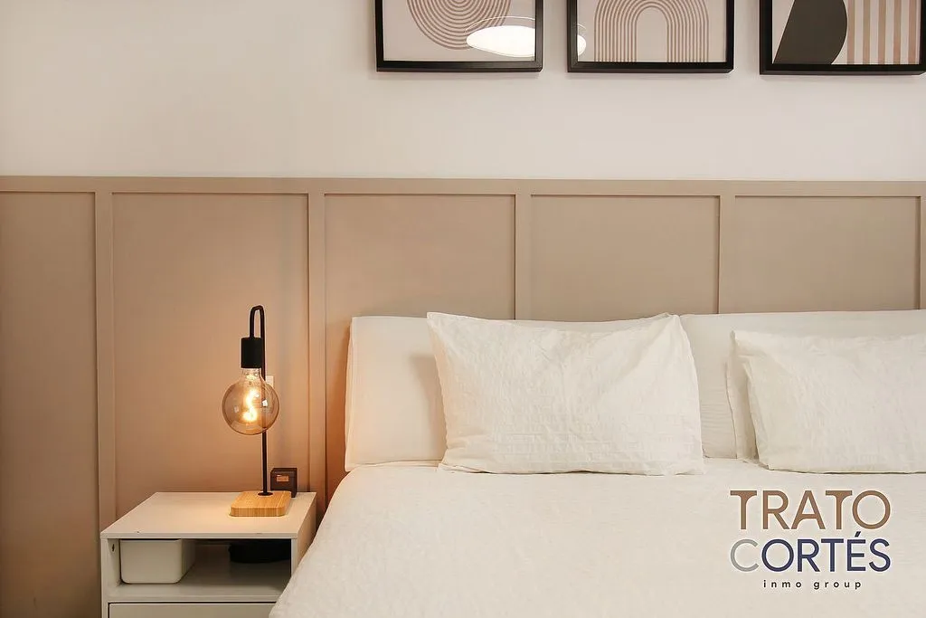 Chambres - Apartment with Balcony in Gavà Centre