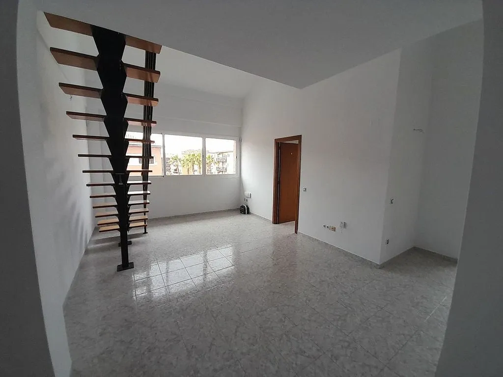 Toad - Duplex Penthouse with Pool in Lloret de Mar