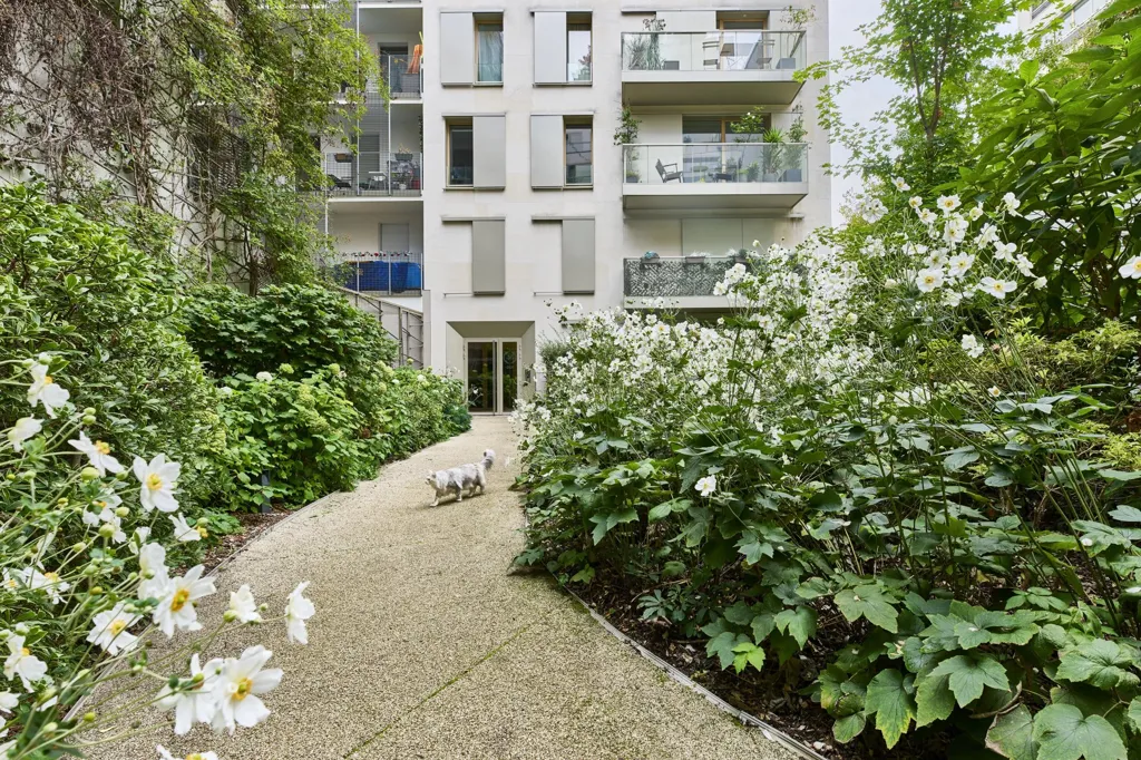 Aed - 2-Bed Apartment with Garden in Paris 16th