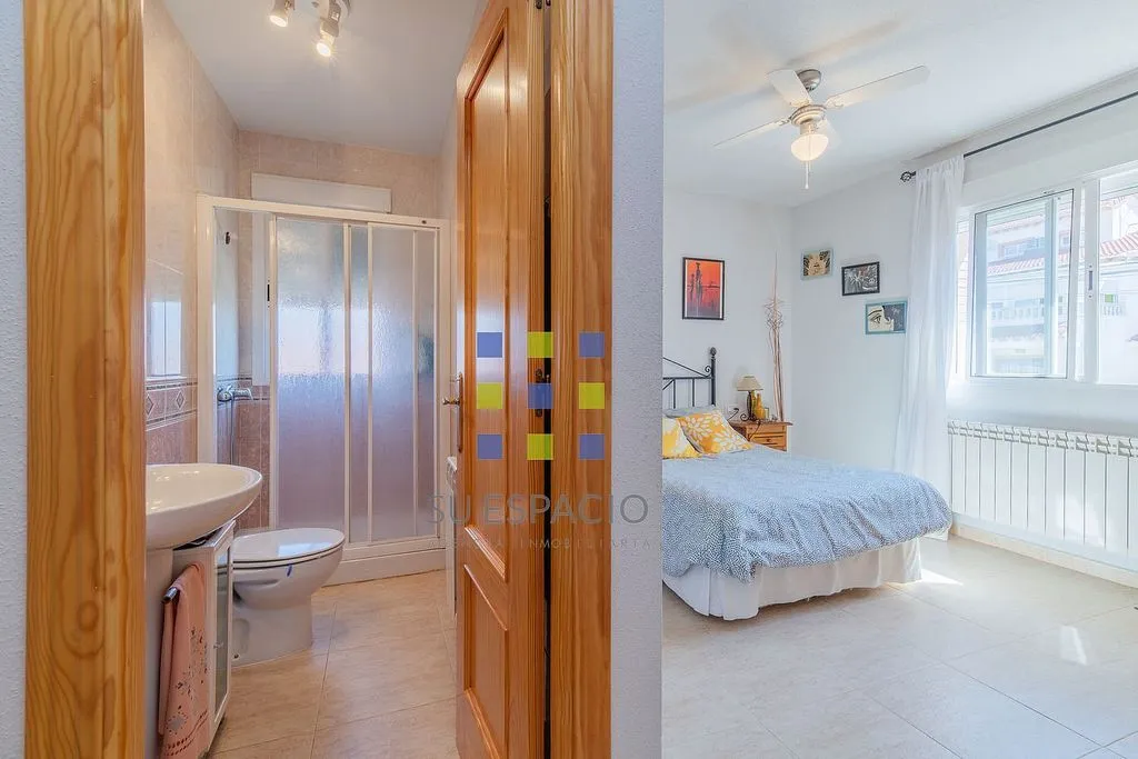 Bedrooms - Chalet with Pool in Méntrida