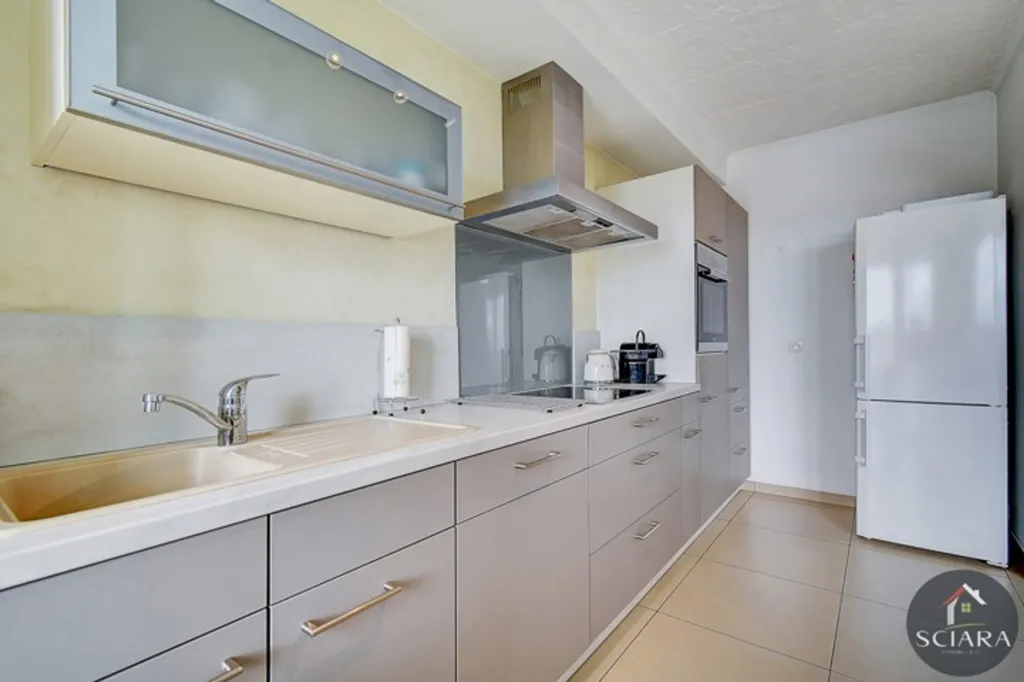 Cucina - 2-Bed Flat with Balcony on Top Floor in City Centre