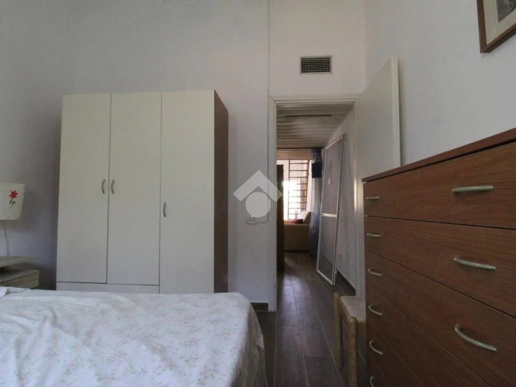 Camere da letto - Fully Rented Trilocale with Balcony in Capo Piccolo
