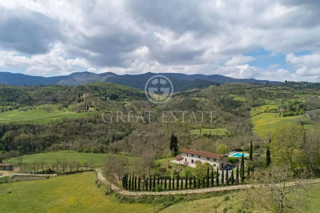 Õhuvaade - Tuscan Farmhouse with Pool in Mugello