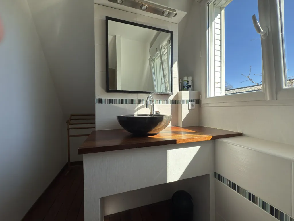 Salles de bain - Maison Familiale avec Piscine à Fouesnant