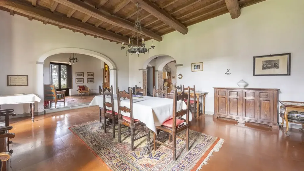 Salle à manger - Tuscan Cascina with Olive Grove in Pelago
