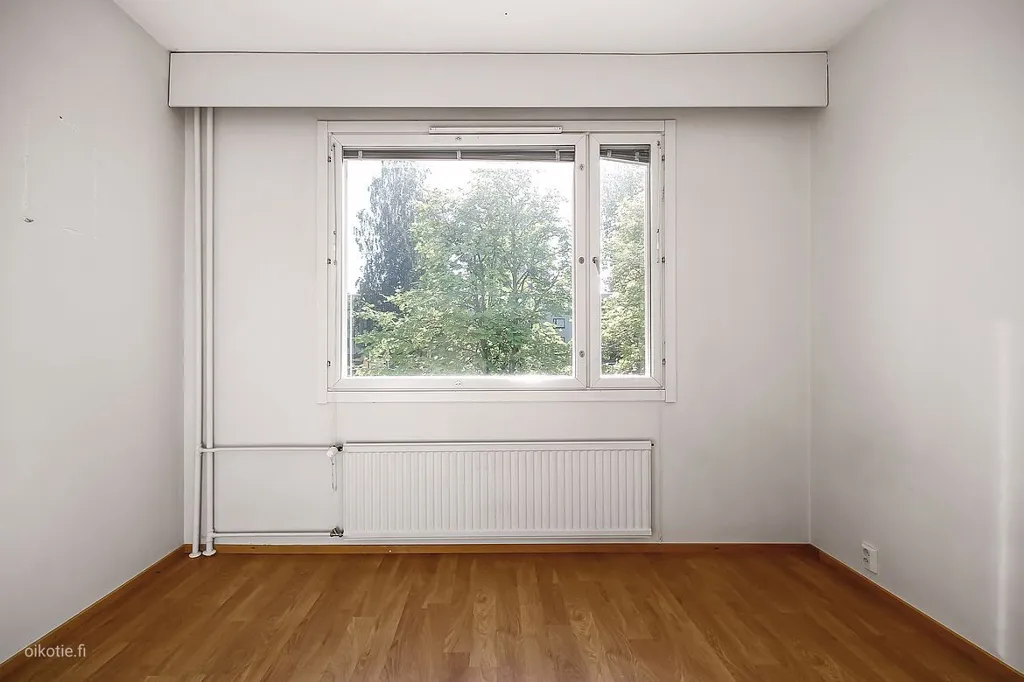 Stanze - Spacious Apartment with Balcony in Martinlaakso