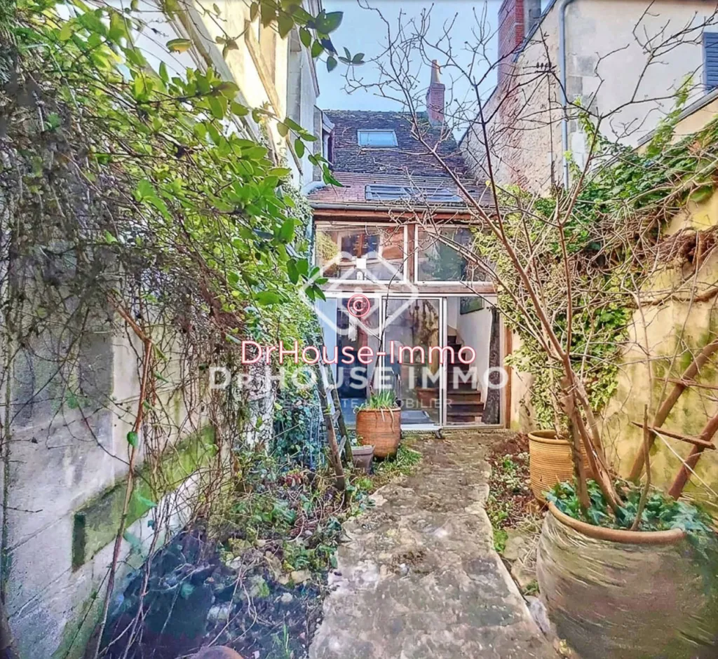 Jardin - Maison Atypique avec Véranda à Buzançais