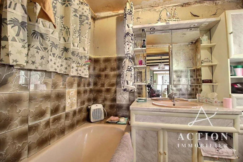 Bagni - House with Garden in Hem, Trois Baudets