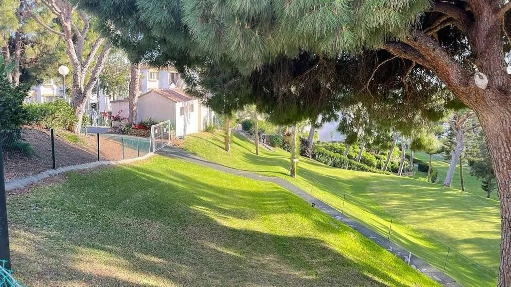 Aed - Ground Floor Apartment with Pool in Golf Area