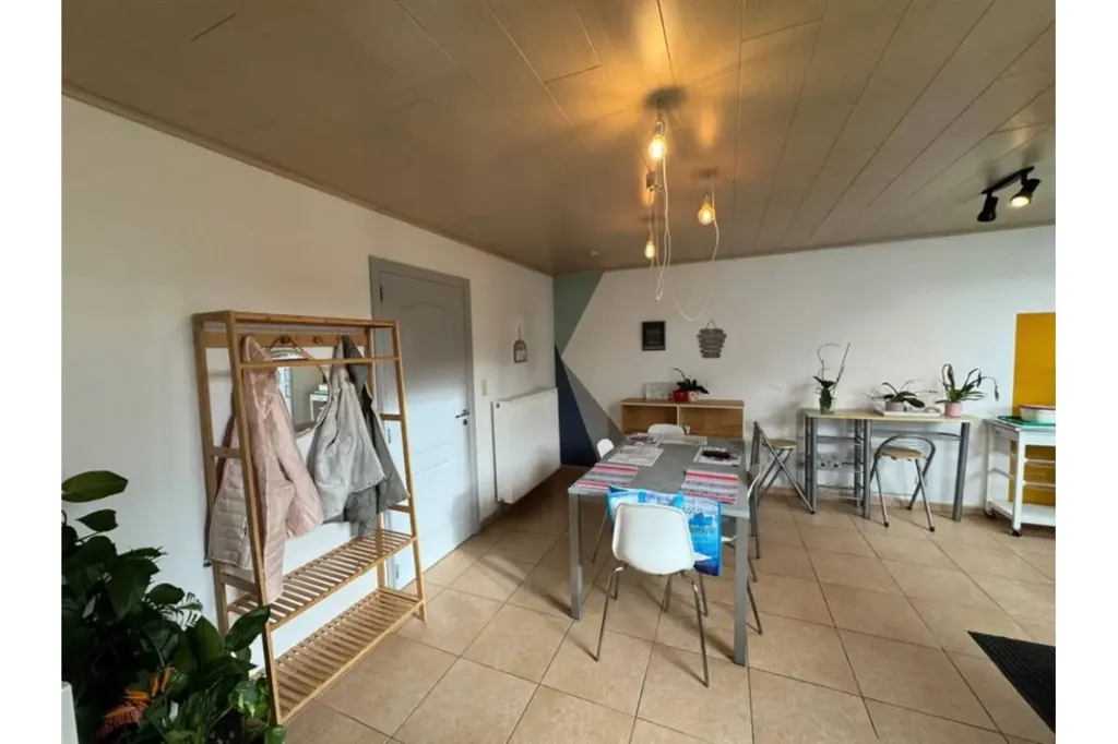 Salle à manger - Maison Plain-Pied avec Jardin à Bernissart