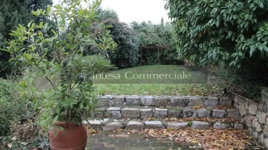 Jardin - Panoramic Villa with Private Park in Brescia