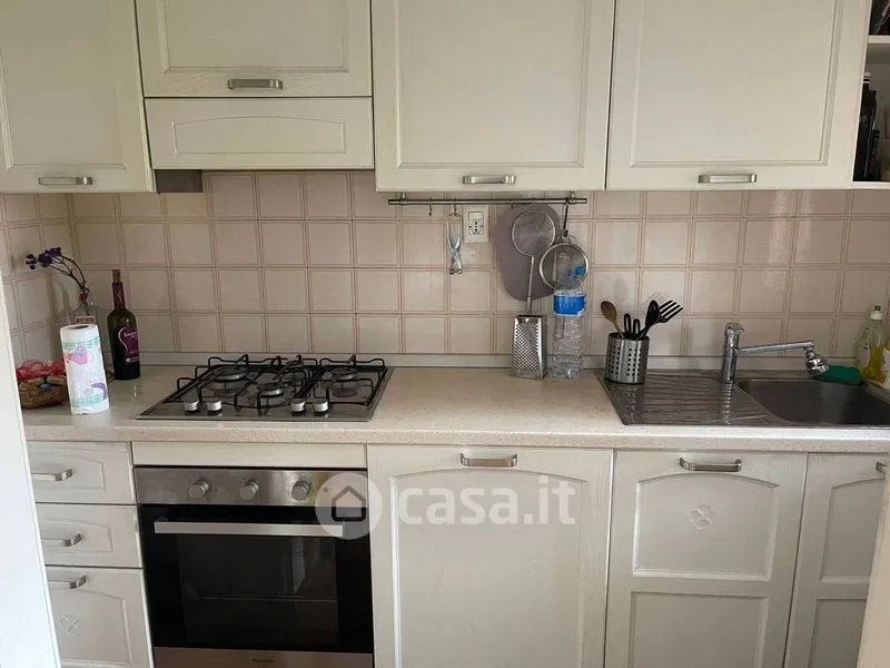 Cuisine - Spacious 5-Room Apartment with Balcony in Pisa