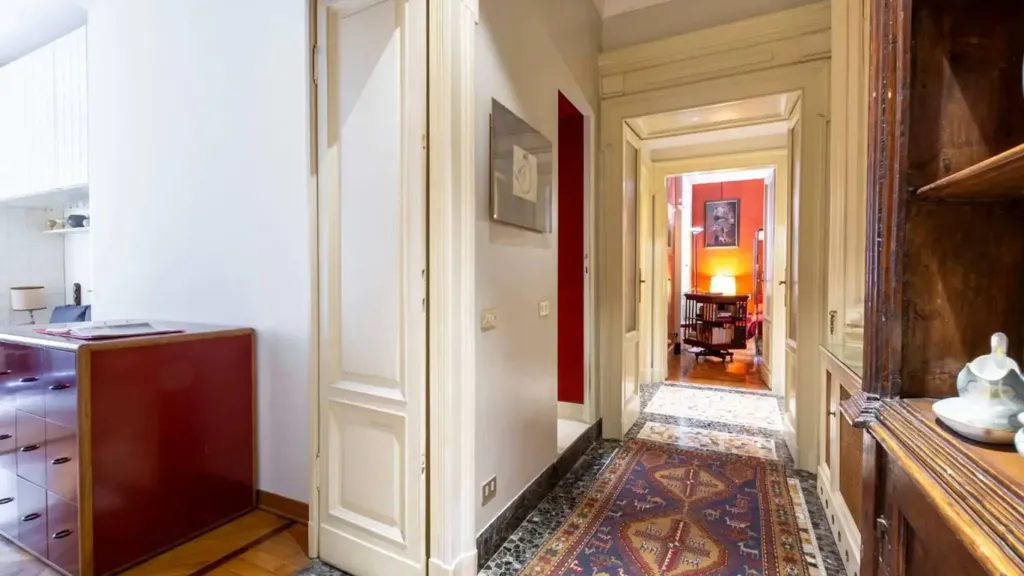 hallway_entrance