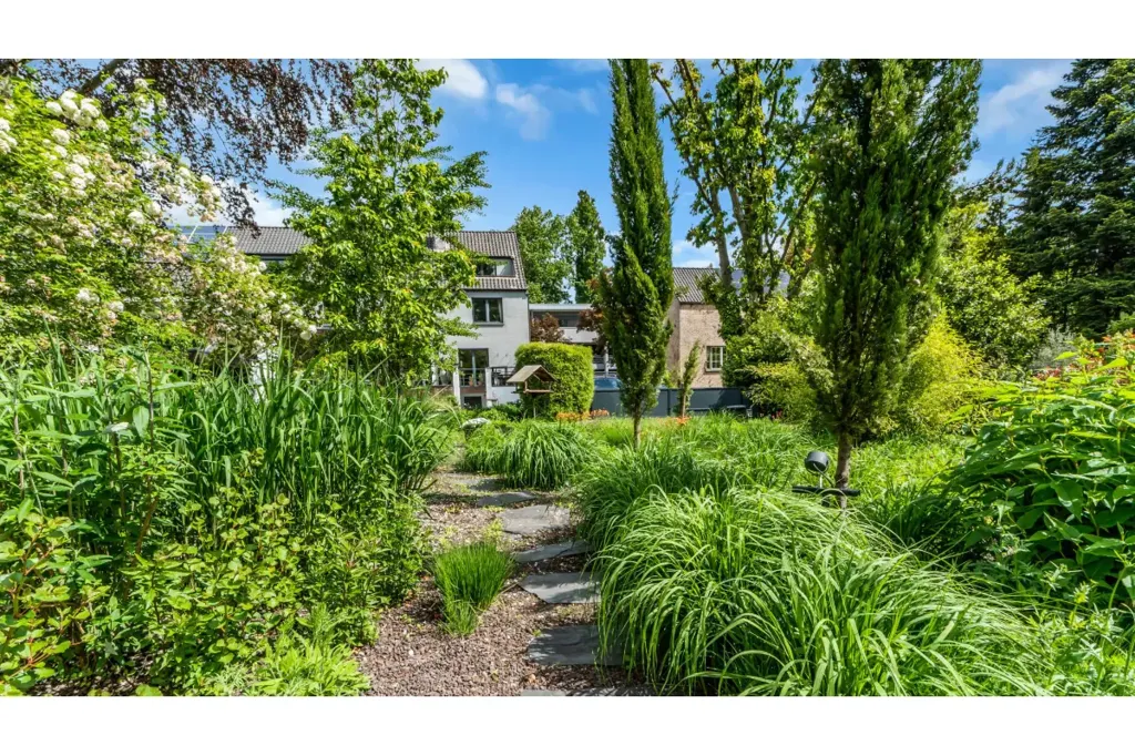 Jardin - Appartement avec Jardin et Terrasse à Genk