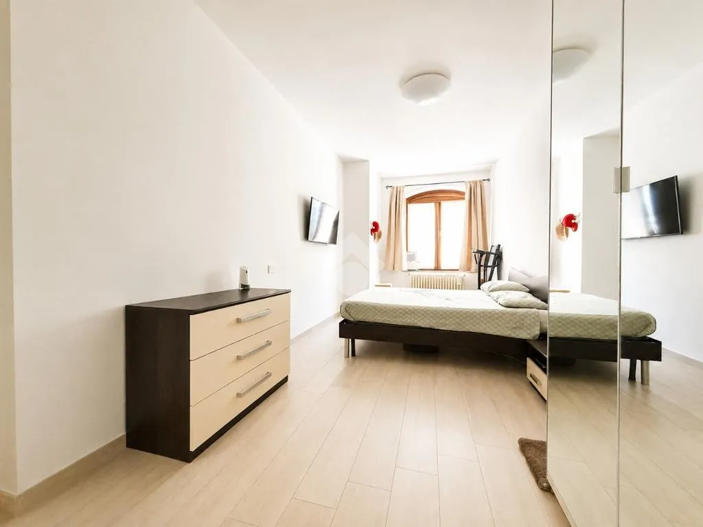 Bedrooms - Modernised Two-Bedroom in Palazzo Pignano