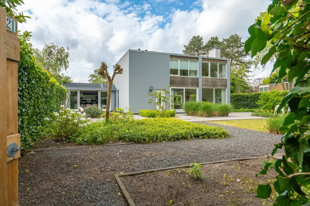Aed - Villa with Polder View in Bergen