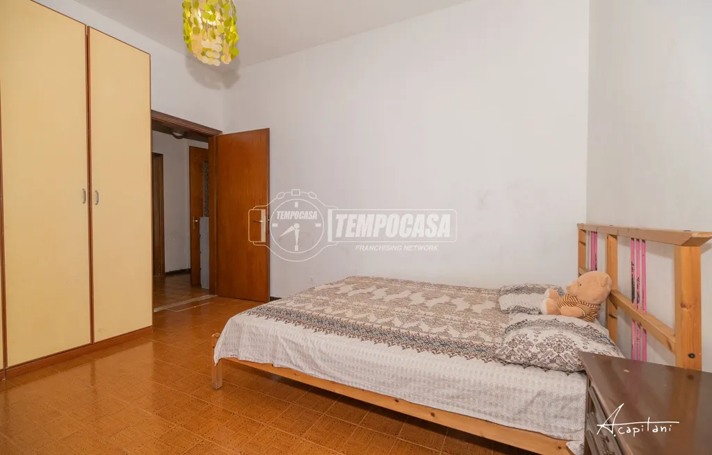 Chambres - Ground Floor Apartment with Garage in Limidi
