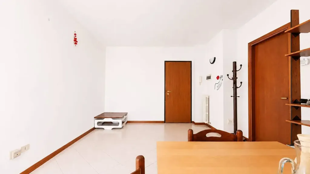 Sala da pranzo - Bright 2-Bedroom Apartment with Balcony in Milan