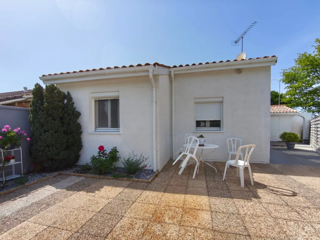 Terrass - Ground Floor House with Pool in Mérignac
