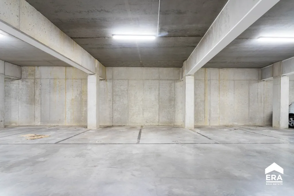 Garage - Parking Space in Centre Roeselare
